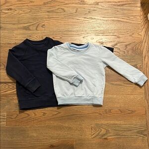 2 boys 3T blue sweatshirts GUC